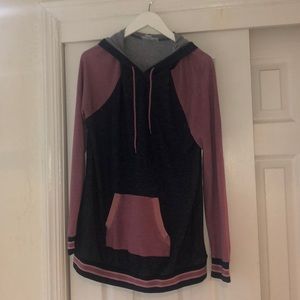 Maternity pullover hoodie